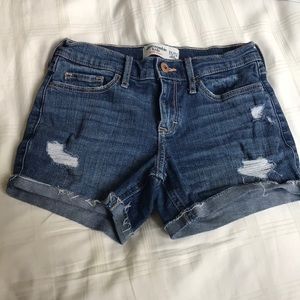 girls 11-12 blue slightly ripped jean shorts